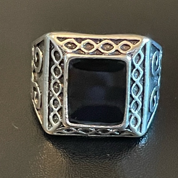 Jewelry - S925 sterling silver natural obsidian ring size 8